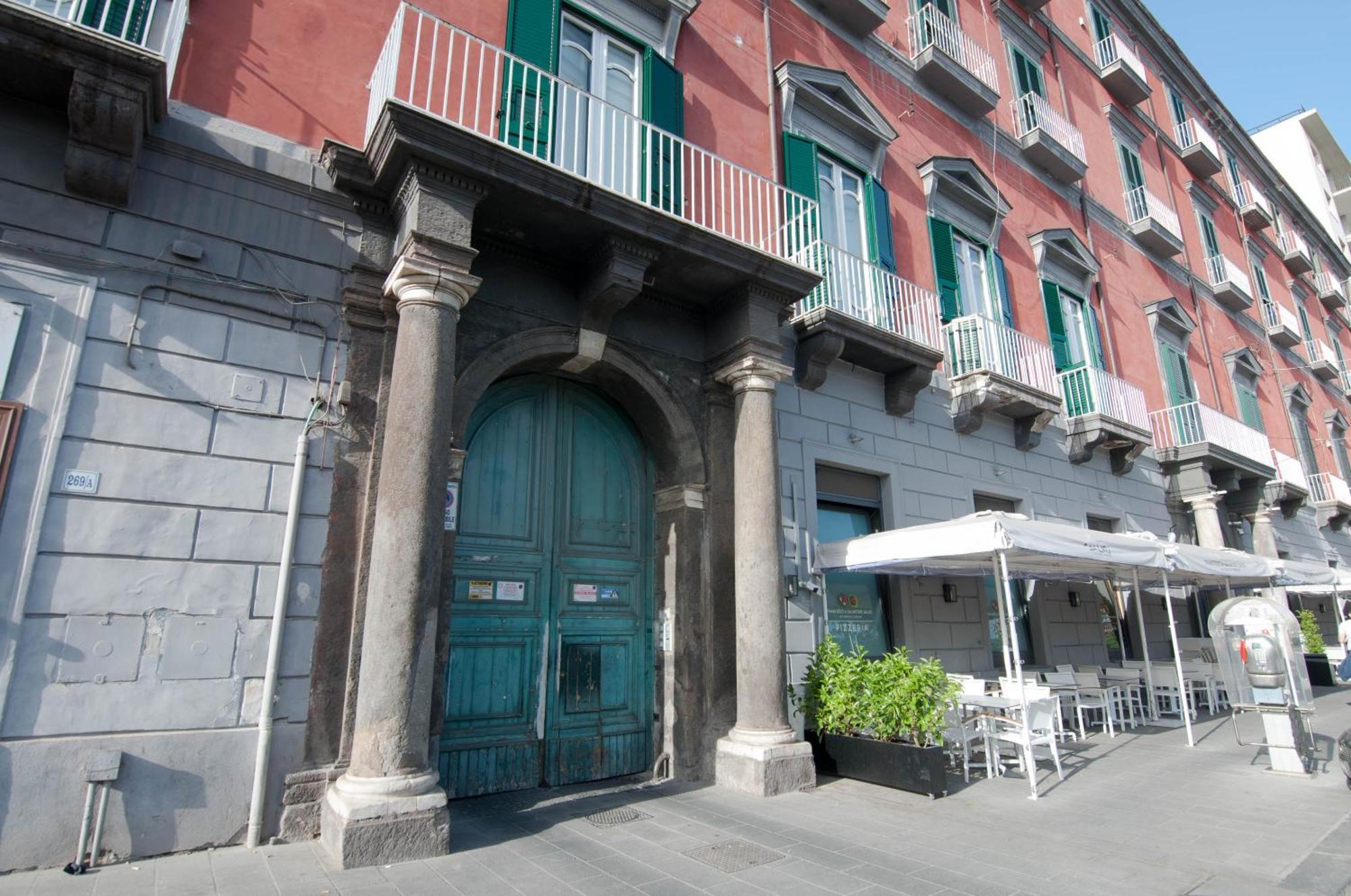 Hotel Relais Bijoux Napoli Esterno foto